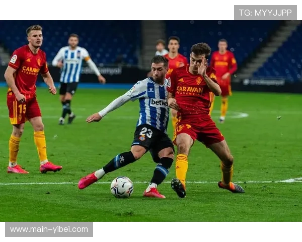 尤文签下19岁边锋利奇纳，拜仁保留分成