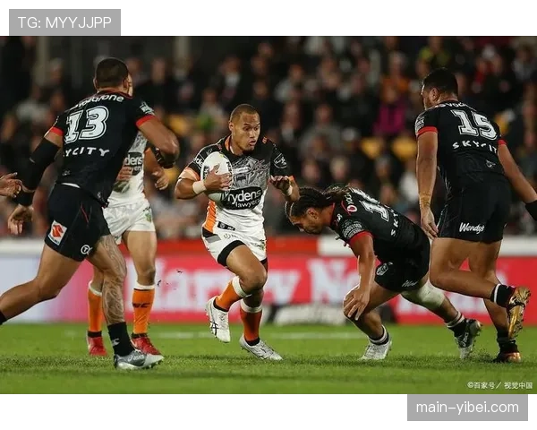 富勒姆vs狼队：中游球队的压迫战术风格对比